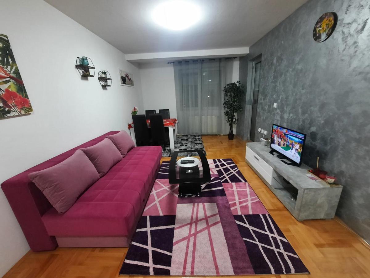 Victory Apartment Ni Esterno foto