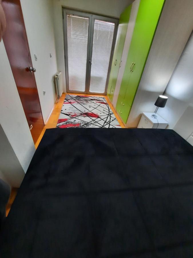 Victory Apartment Ni Esterno foto